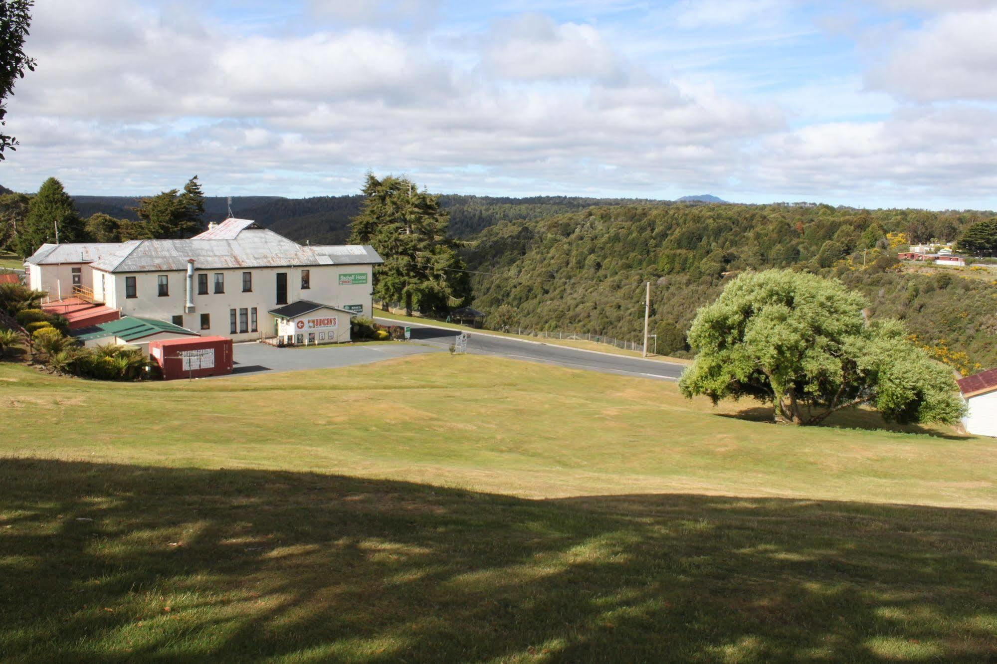 Bischoff Hotel Waratah Buitenkant foto